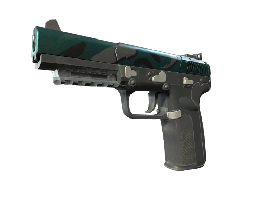 Five-SeveN | Fowl Play (Battle-Scarred)